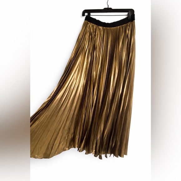 BCBGMaxAzria Metallic Gold Maxi Skirt - Picture 3 of 4